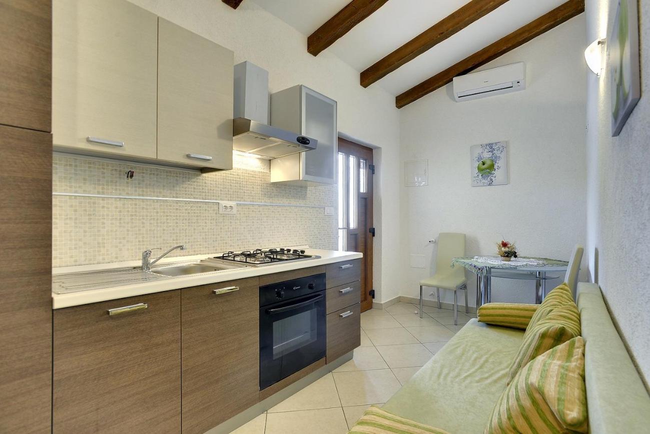 Villa Bella Lupoglav  Εξωτερικό φωτογραφία